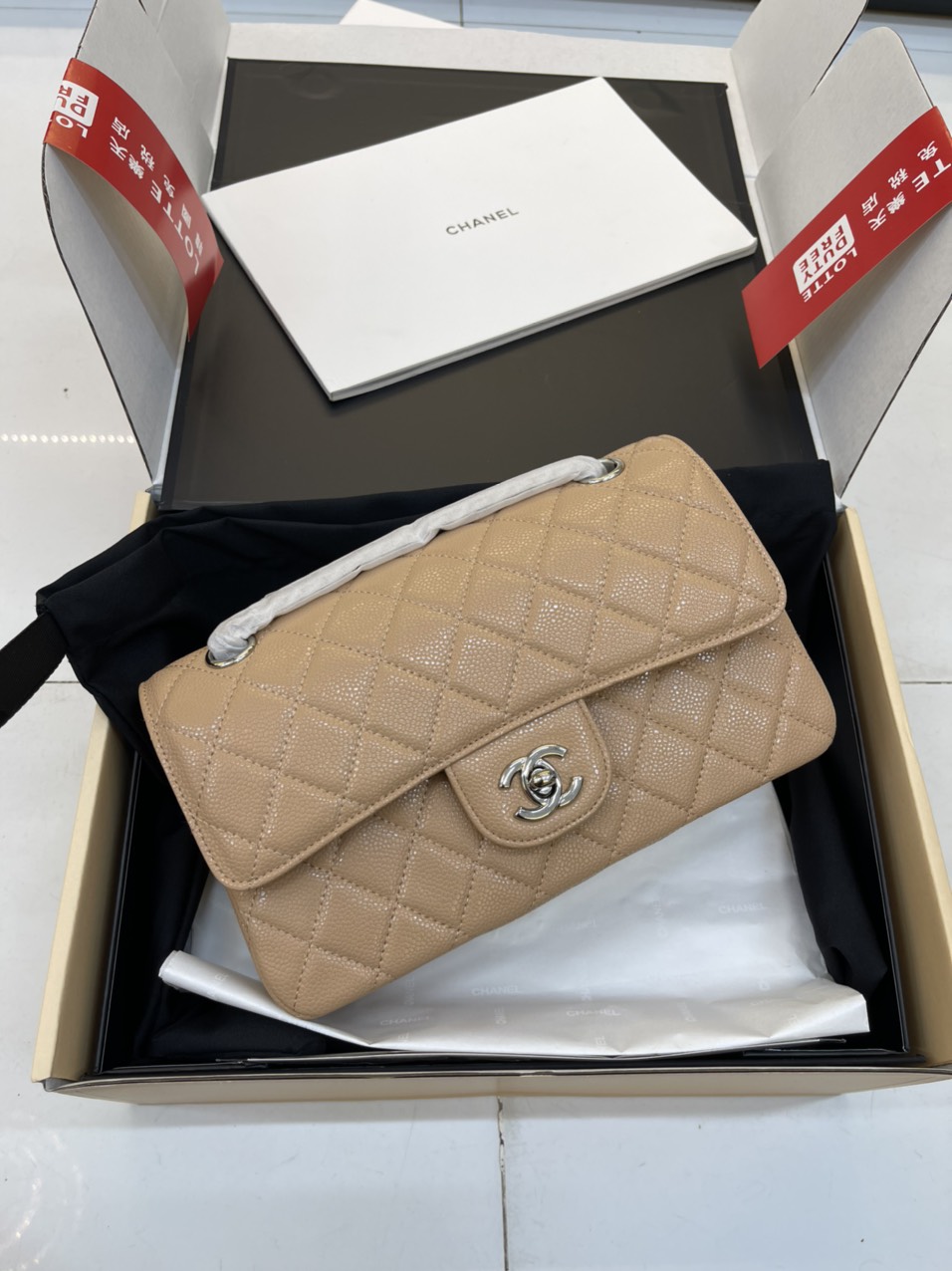 Túi xách Chanel Super Classic Medium Khóa Bạc Màu Nâu Da Hạt Size 23cm